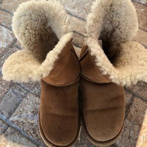 Ugg winter boots